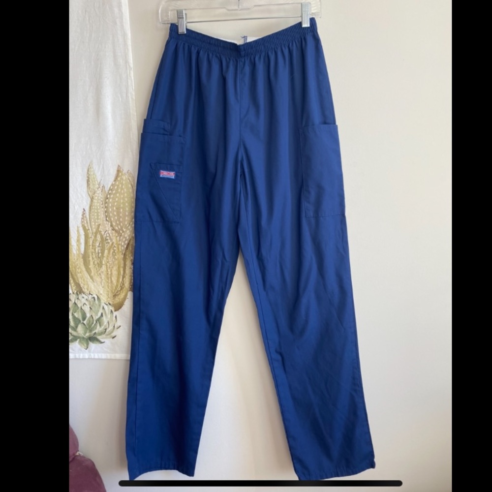 Original Cherokee scrubs NWOT. Navy, smalls!